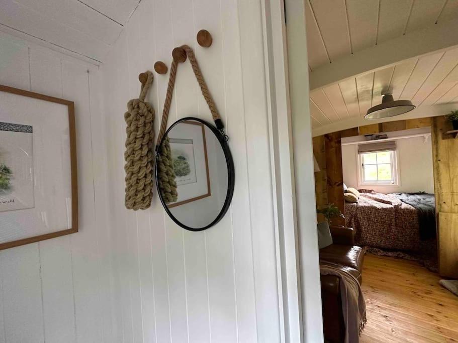 Cornwall Woodland Shepherd'S Hut Deirdres Hut Bodmin Extérieur photo